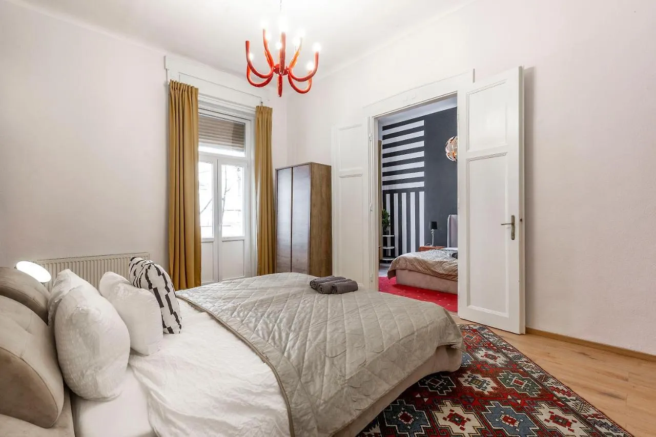 Deluxe Dohany Residence Next To The New York Cafe 부다페스트